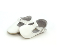 Elodie Girls Scalloped T-Strap Mary Jane Crib Shoe (Infant)