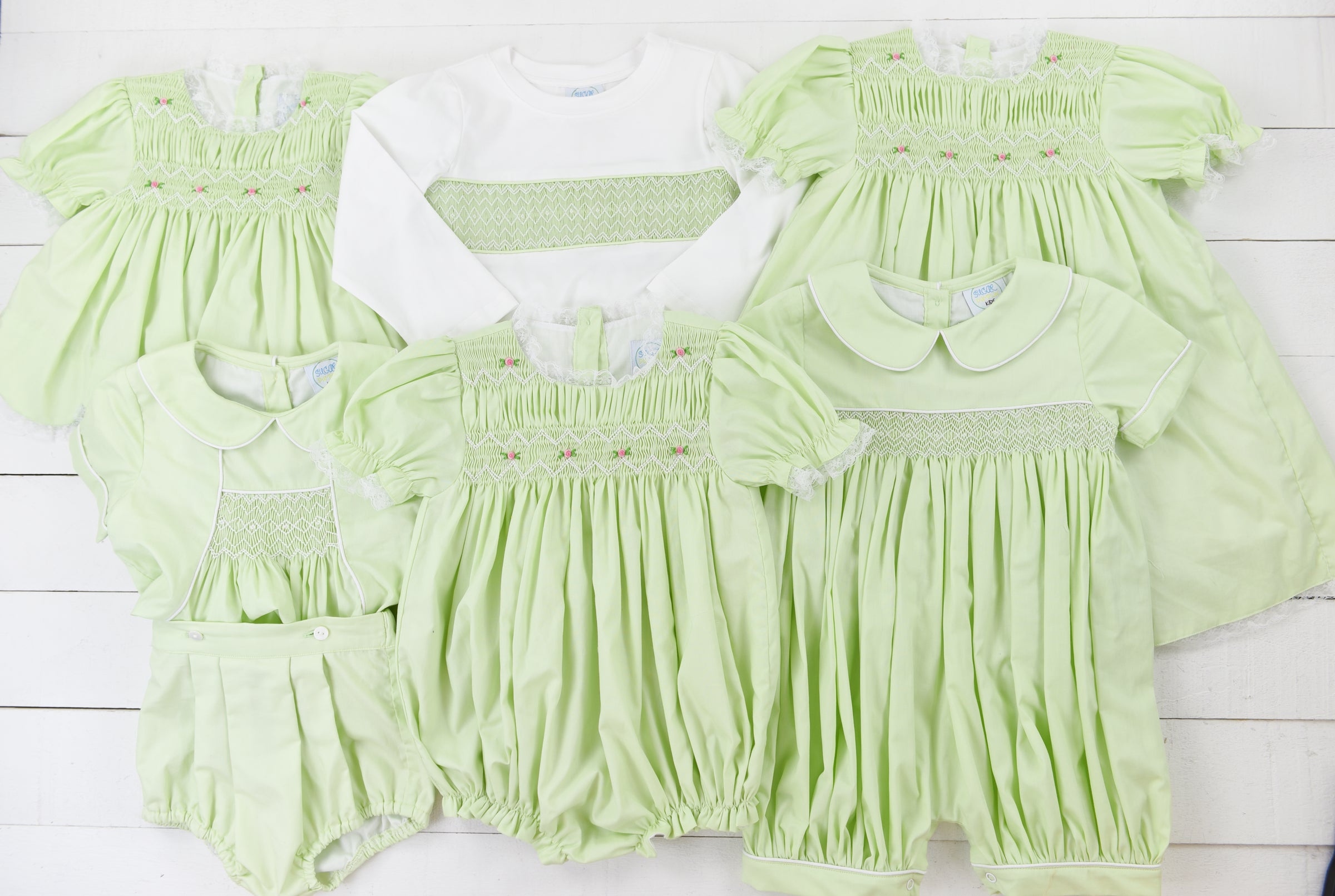 PO100: Elegant Smocked Girls Bubble