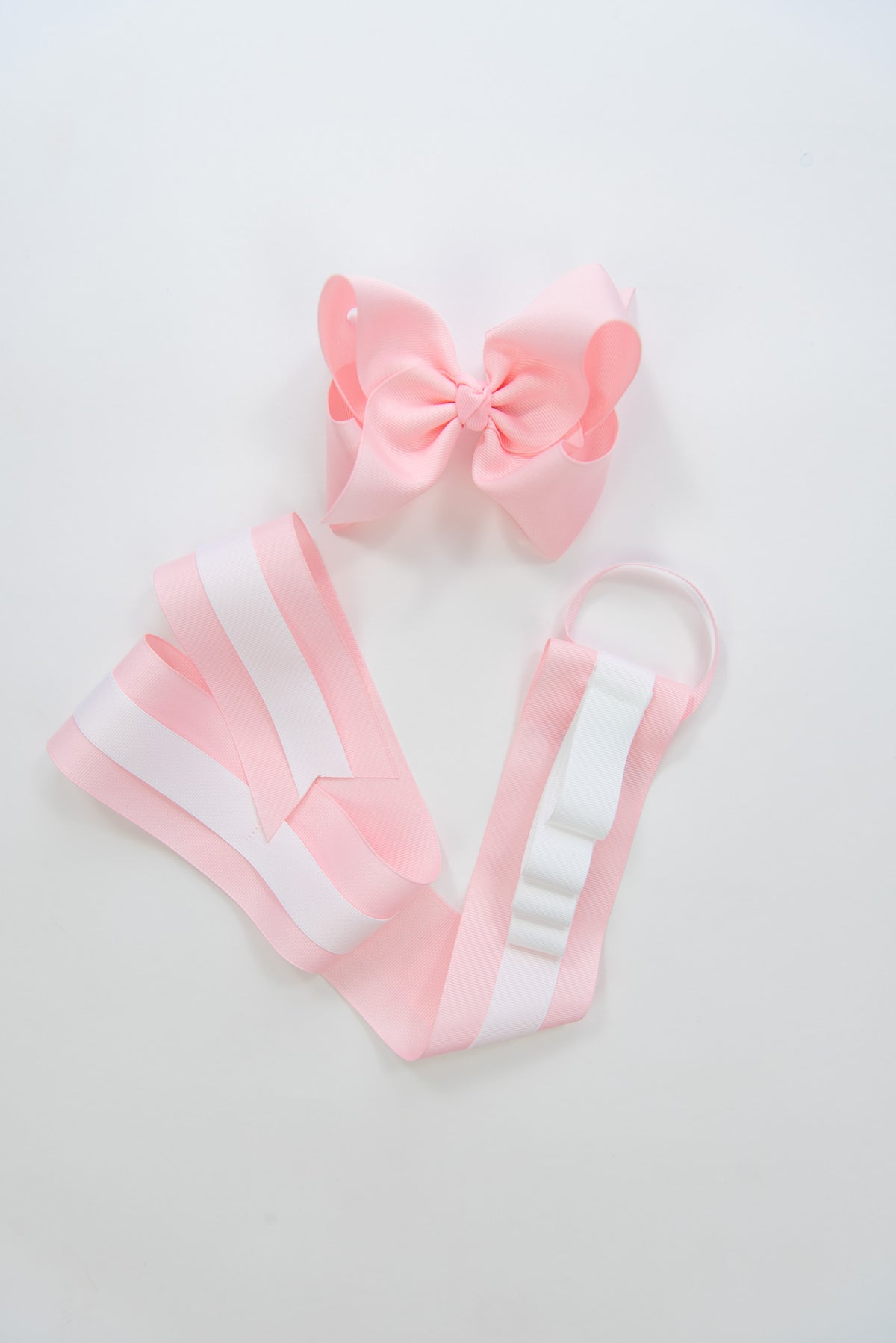 White & Pink Loop Bow Holder With Wearable Bow